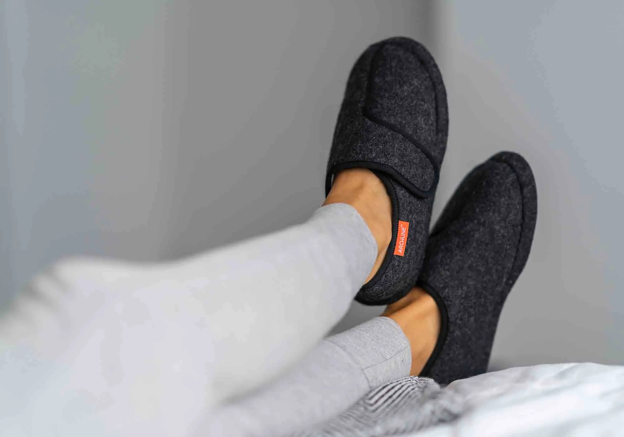 Chaussons orthopédiques pour femmes Archline avec bout fermé - Chaussons confortables Archline