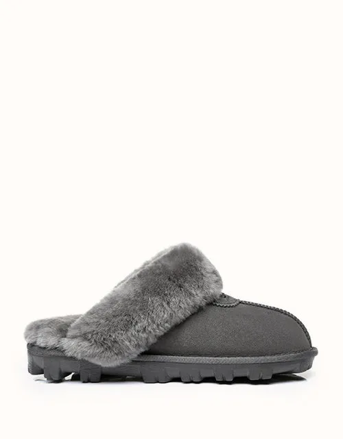 Chaussons UGG® en gaufrette Australian Shepherd