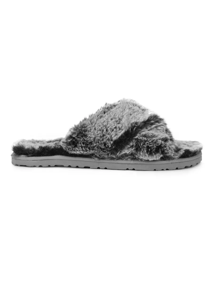 Chaussons à enfiler en fausse fourrure grise douce