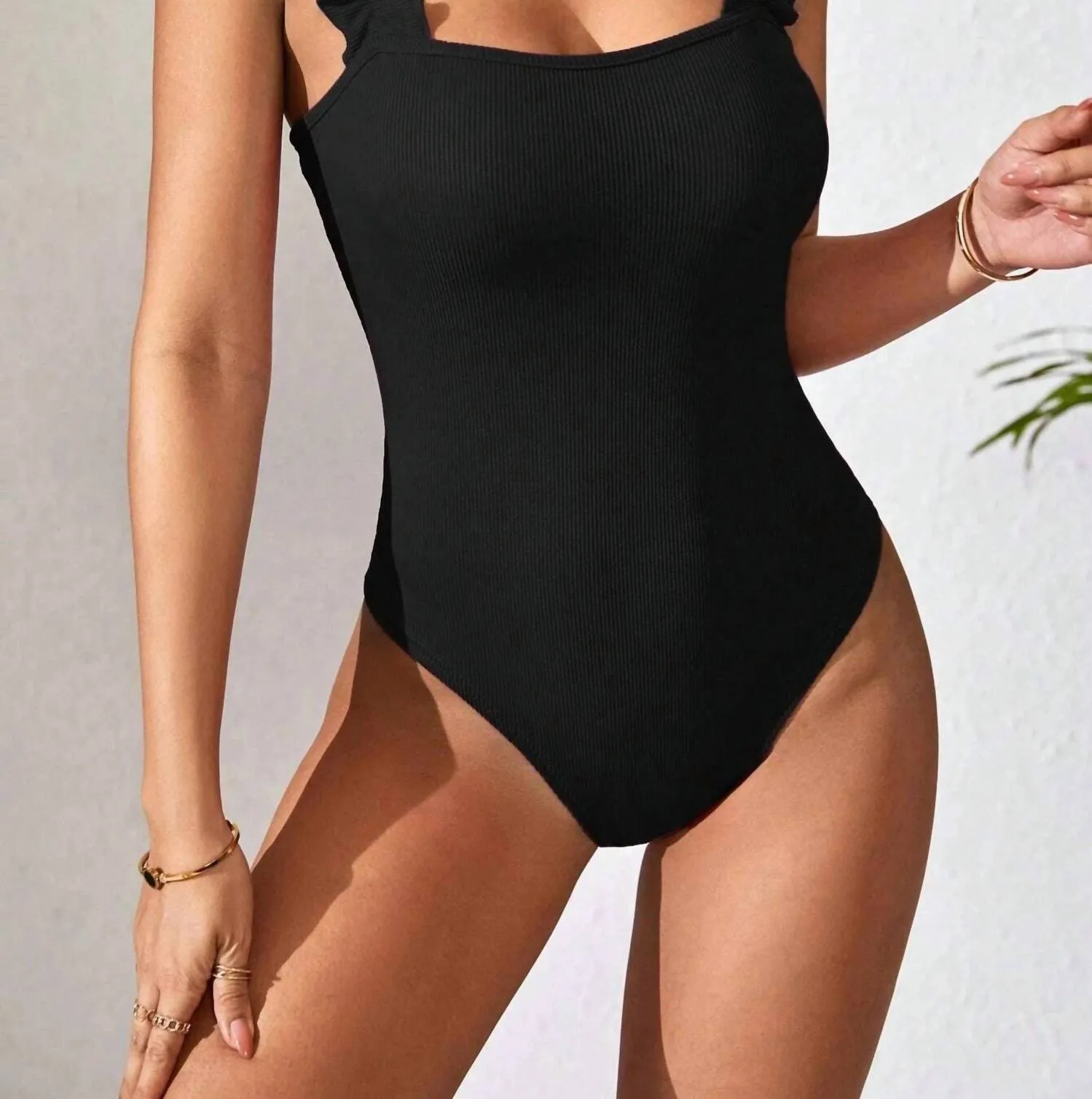 Body sans manches à bretelles tricoté en noir