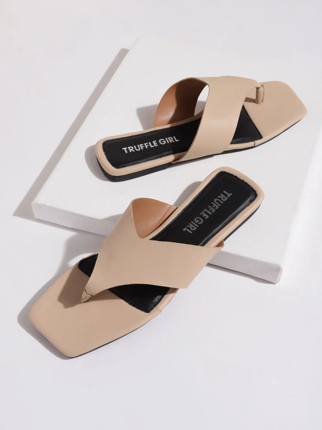 Pantoufles à bout carré en PU nude (TC-RLST14-NUD)