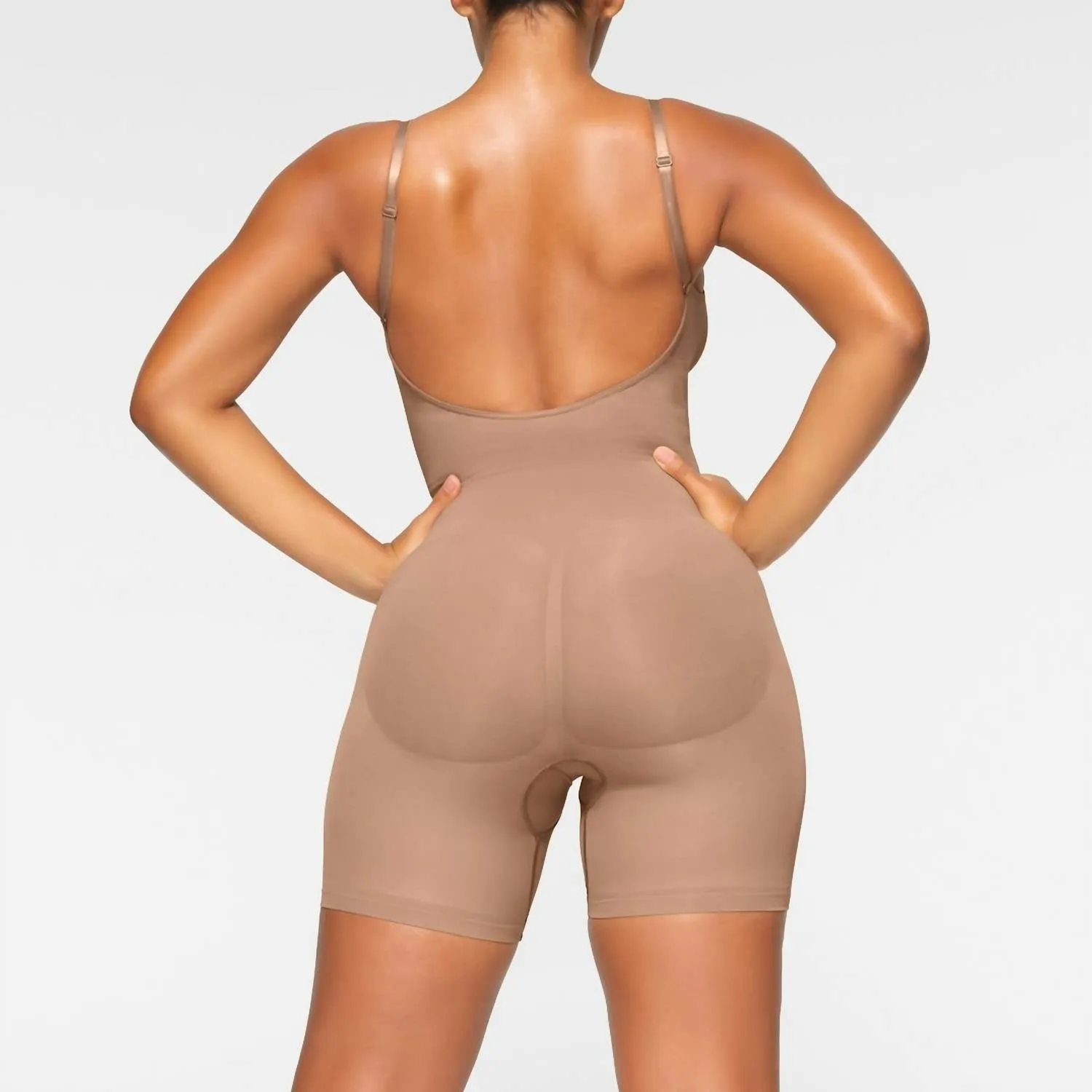 Combinaison Sans Coutures Sculptée Dos Nu Mi-Cuisse en Sienne
