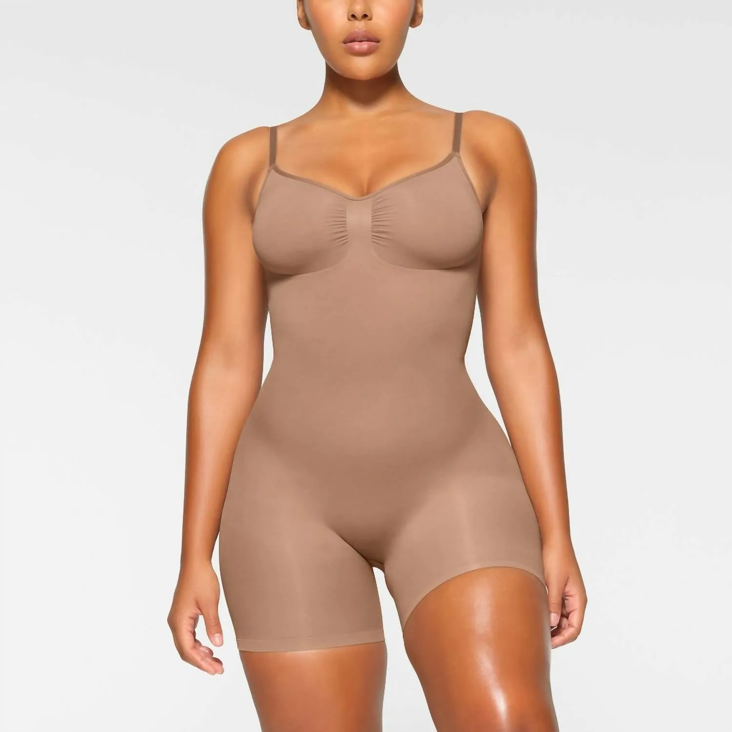 Combinaison Sculptée Sans Couture Mi-Cuisse en Sienne