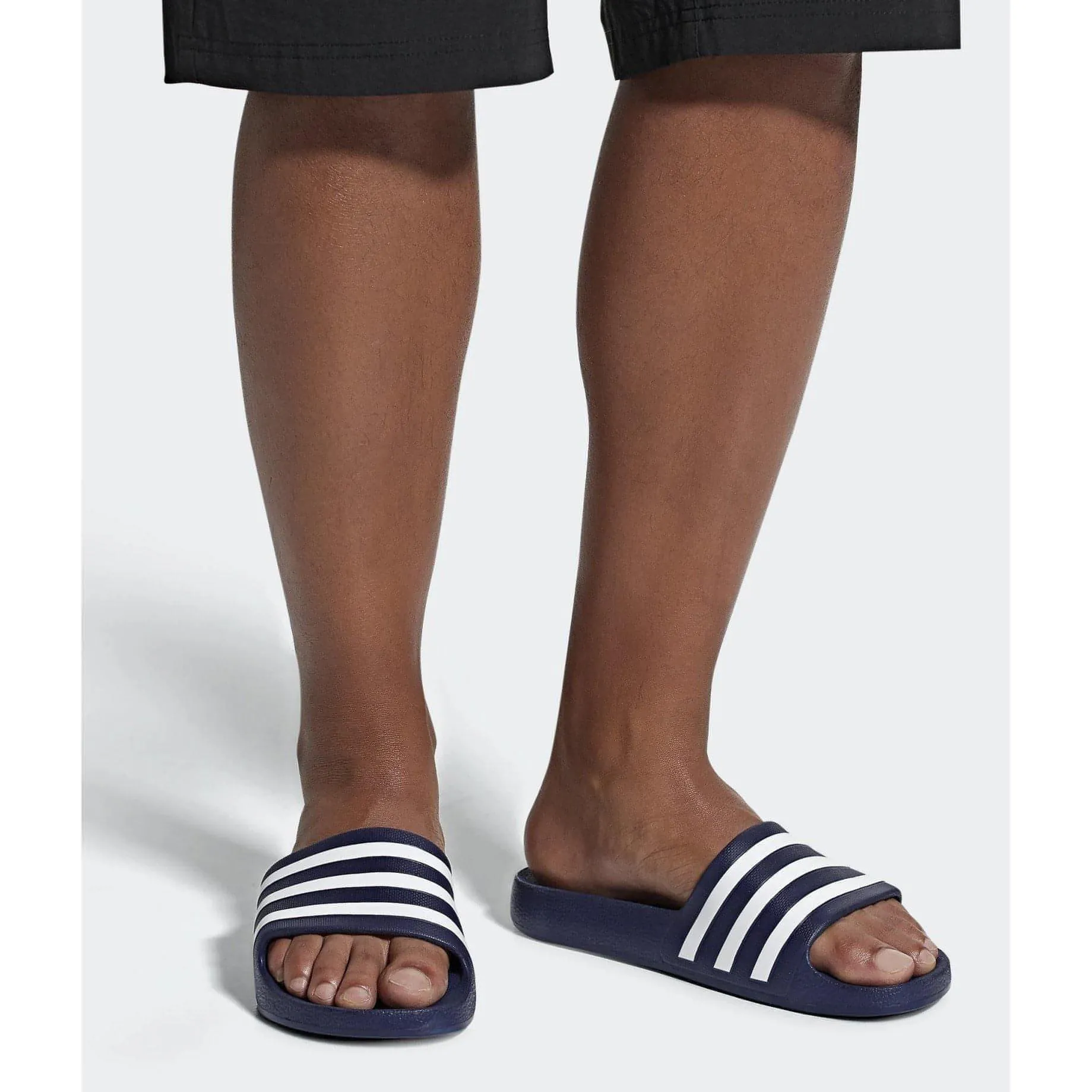 Chaussures Adidas pour hommes Adilette Aqua Slides - Bleu