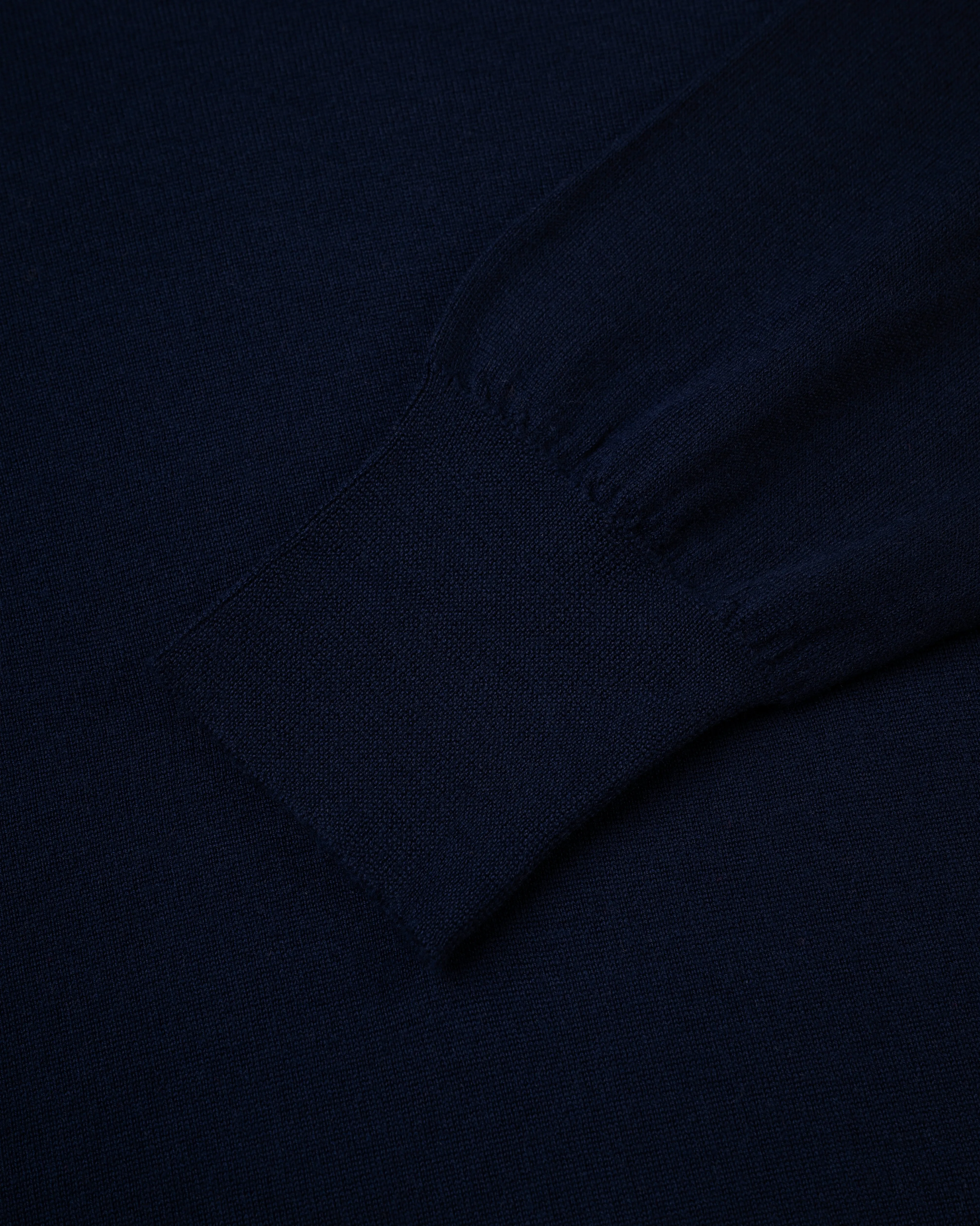 PULL EN LAINE MERINO SUPERFIN - MARINE