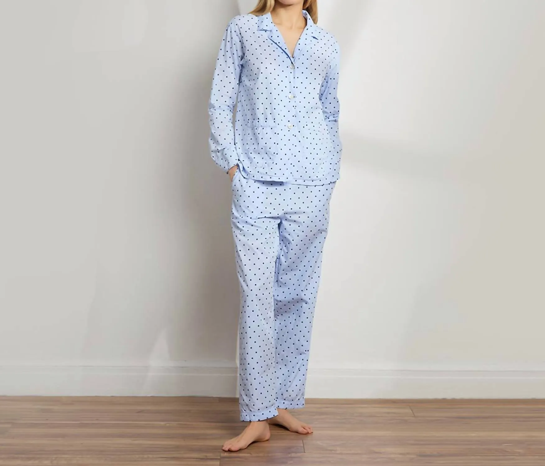 Ensemble de pyjama long en coton à pois suisse en bleu clair