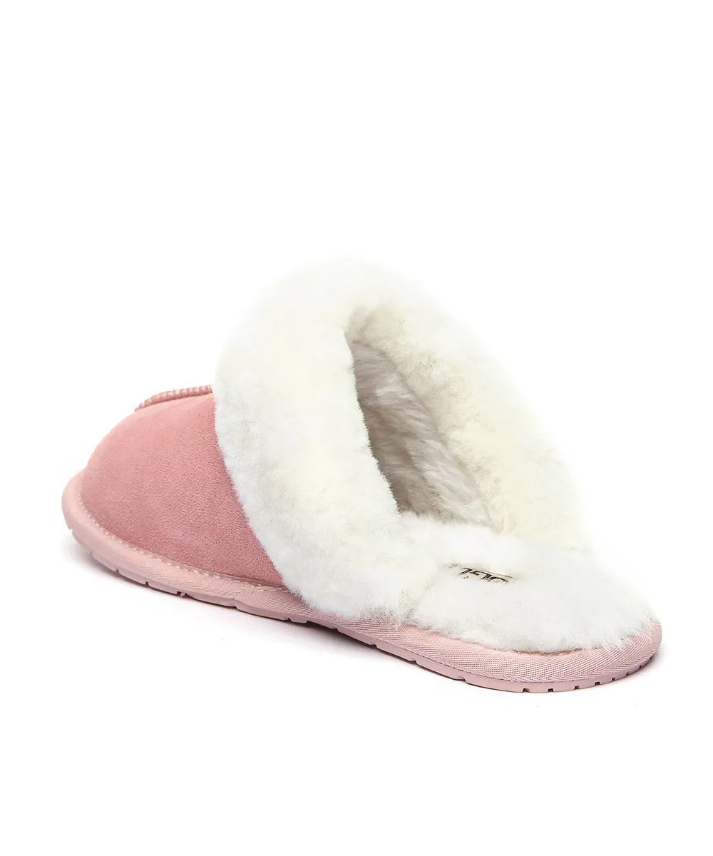 Chaussons douillets UGG pour femmes - Chaussures UGG
